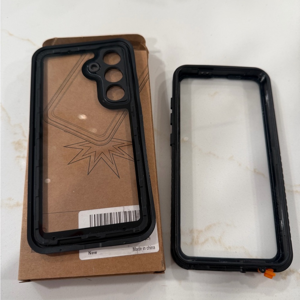 Galaxy S25 black case with Screen Protector